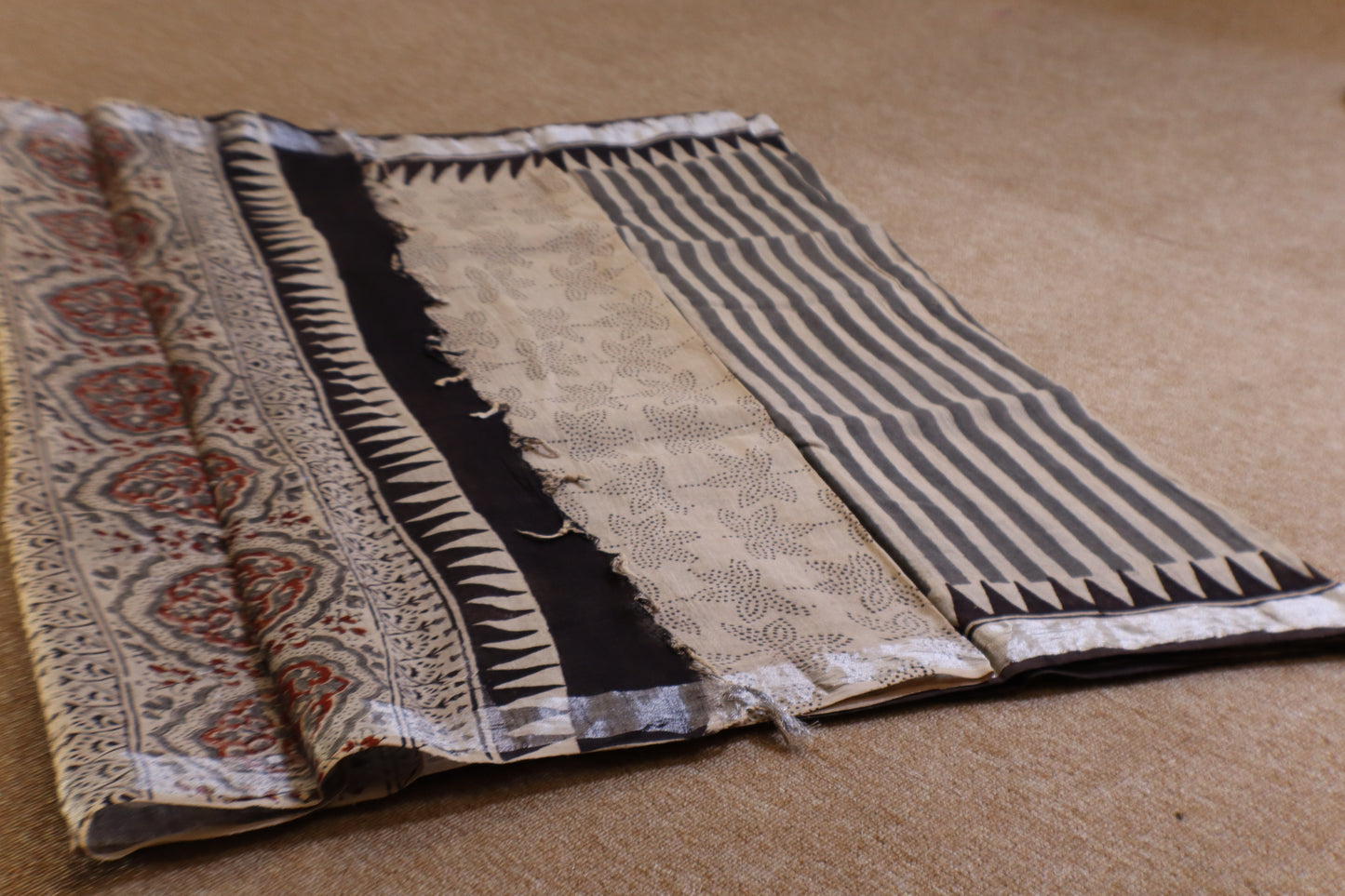Linen Cotton Saree - Grey Stripes - LCEQ003