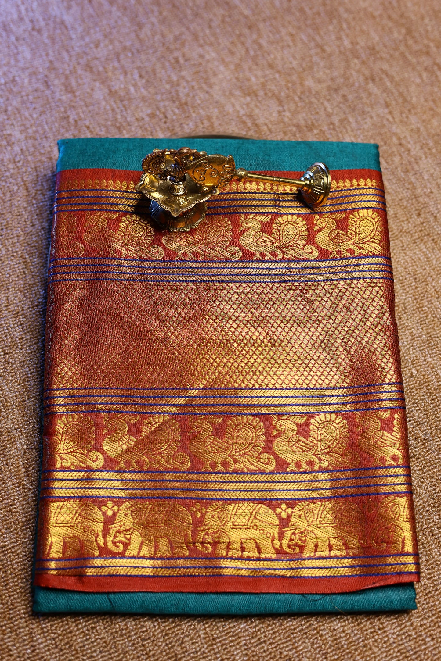Narayanpet - Green with Red Long Border Saree