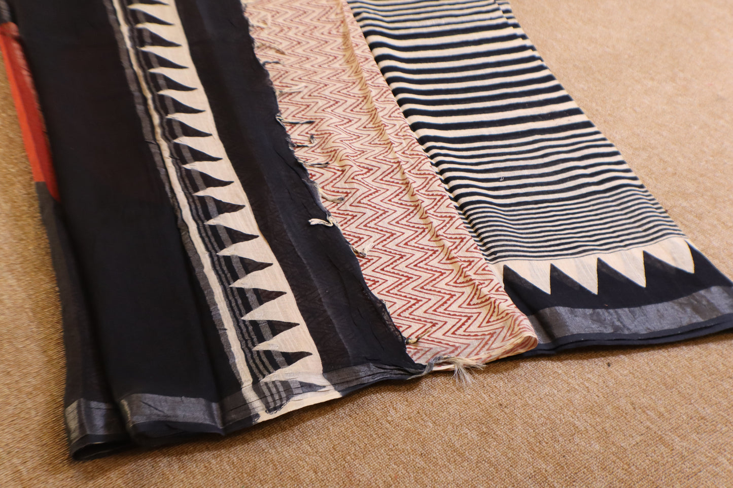 Linen Cotton Saree - White and Black Stripes - LCEQ005