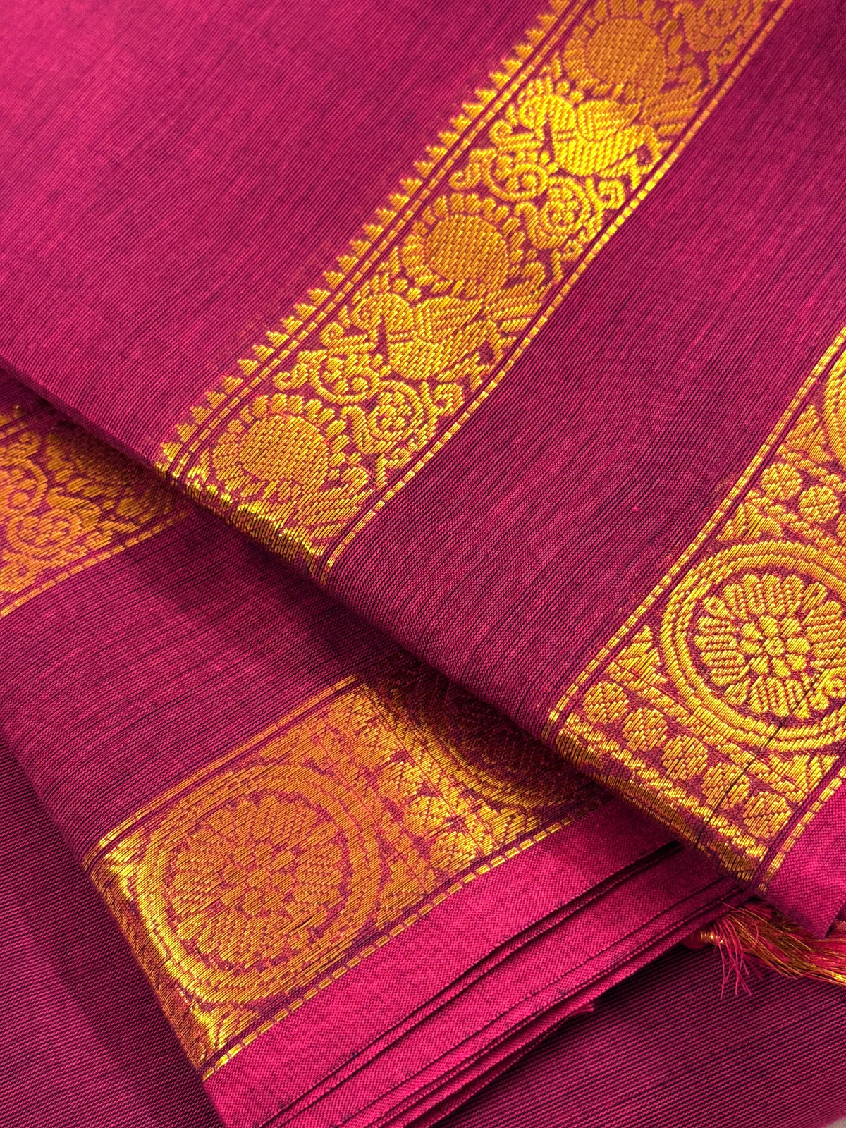 Traditional Kanchi Cotton - Magenta Pink with Gold Zari Rettapetta Border - TKCEQ054