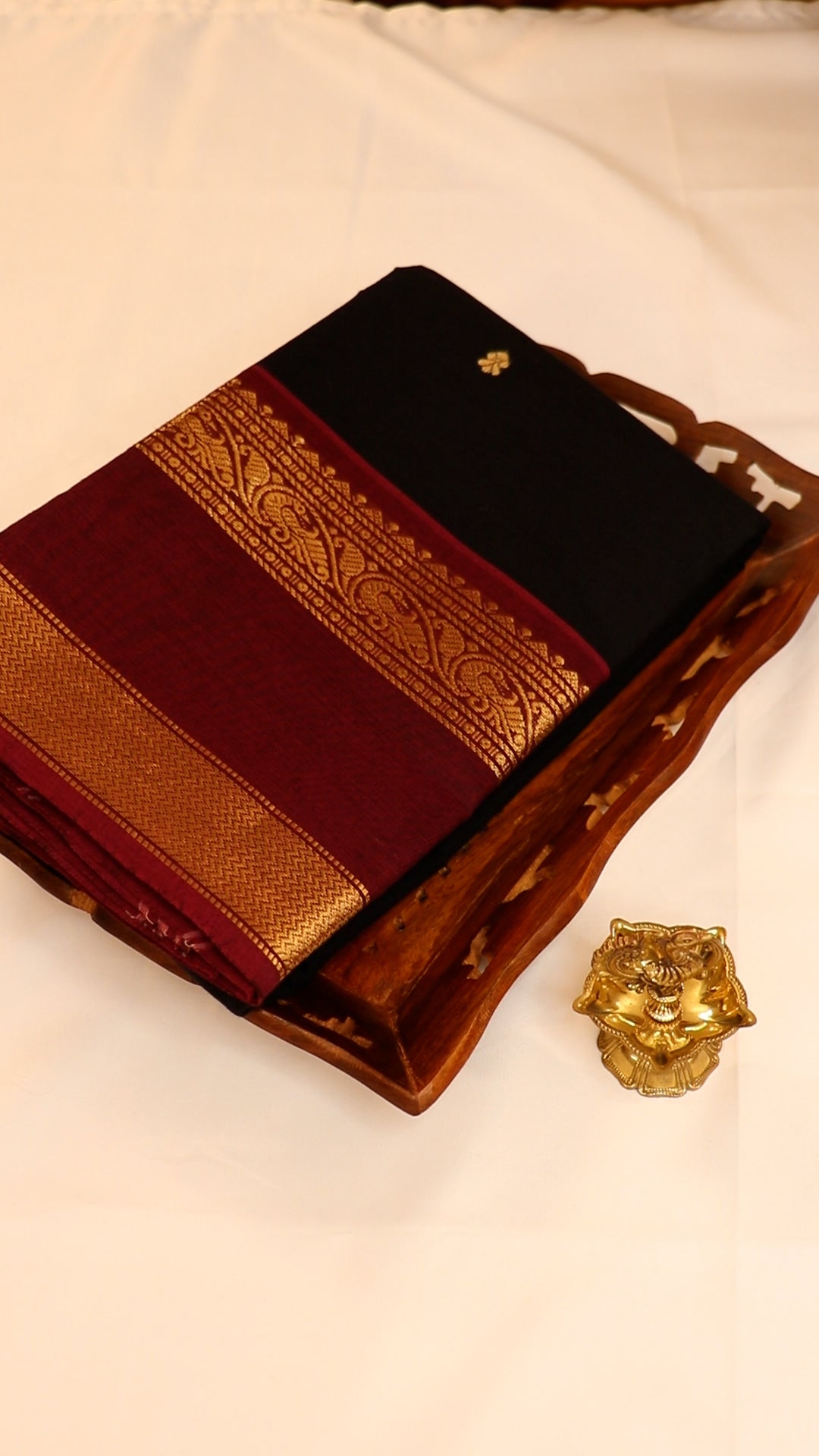Traditional Kanchi Cotton - Jet Black with Deep Maroon - TKCEQ023