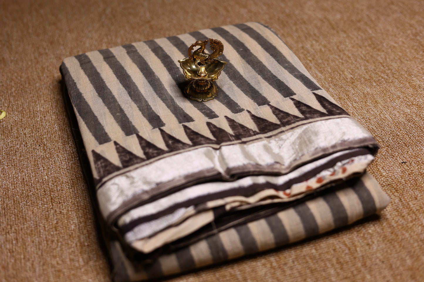 Linen Cotton Saree - Grey Stripes - LCEQ003