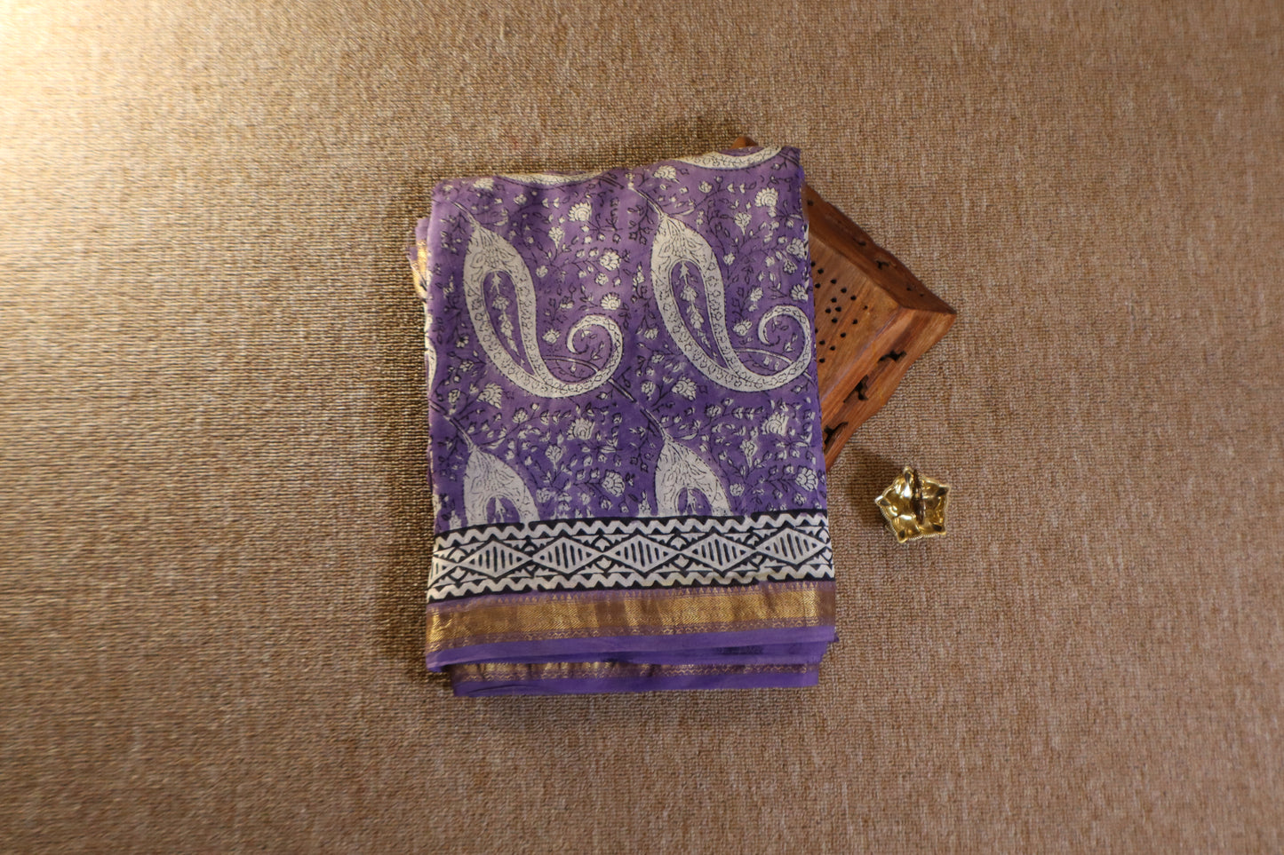 Maheshwari Silk Saree - Lavender Mango Motifs