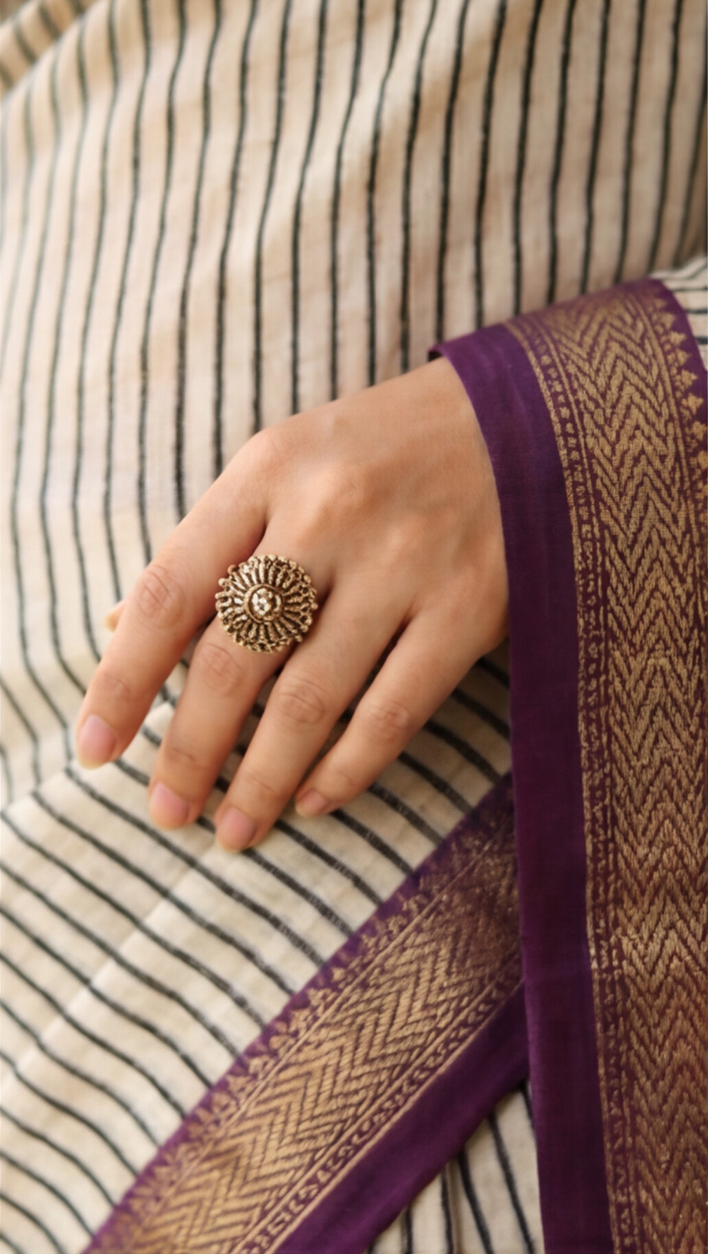 Maheshwari Silk Saree - Off-White Stripes with Lavender