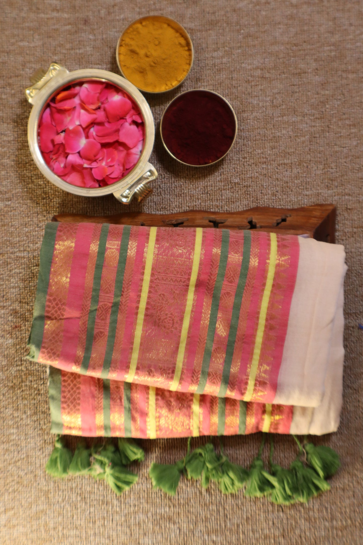 Mul Mul Cotton Saree - Off-White with Pink