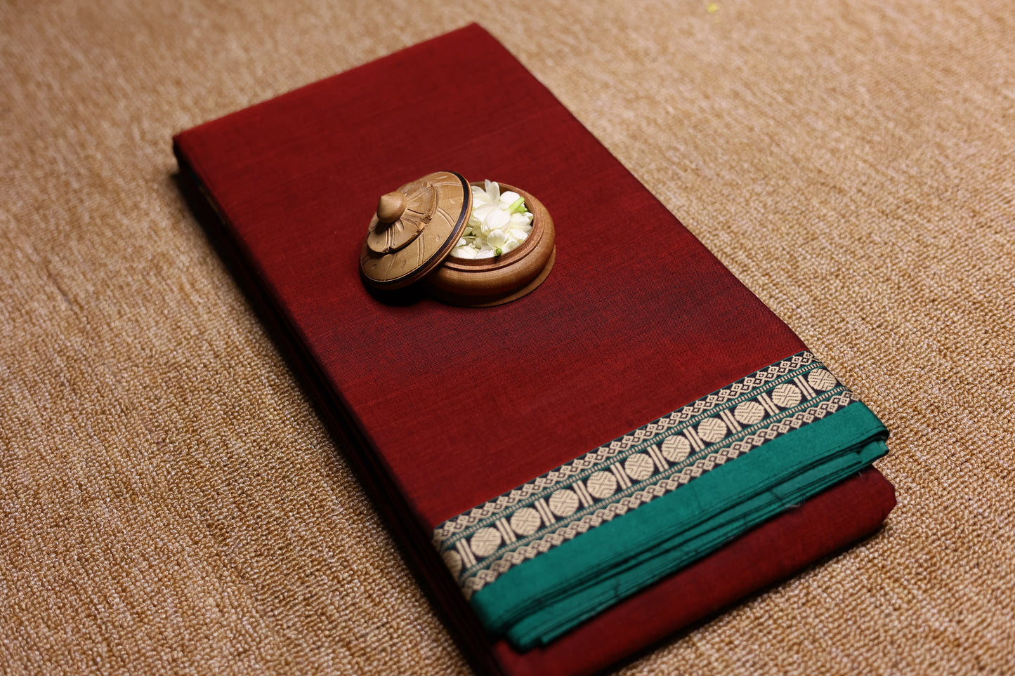 Narayanpet Saree - Maroon with Green Border - NPEQ017