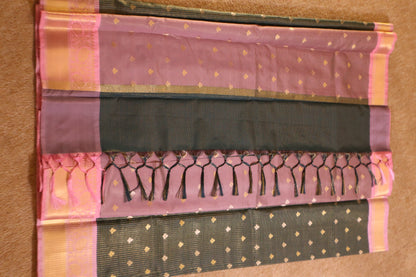 Semi Gadwal Saree - Dark Green with Pink Border