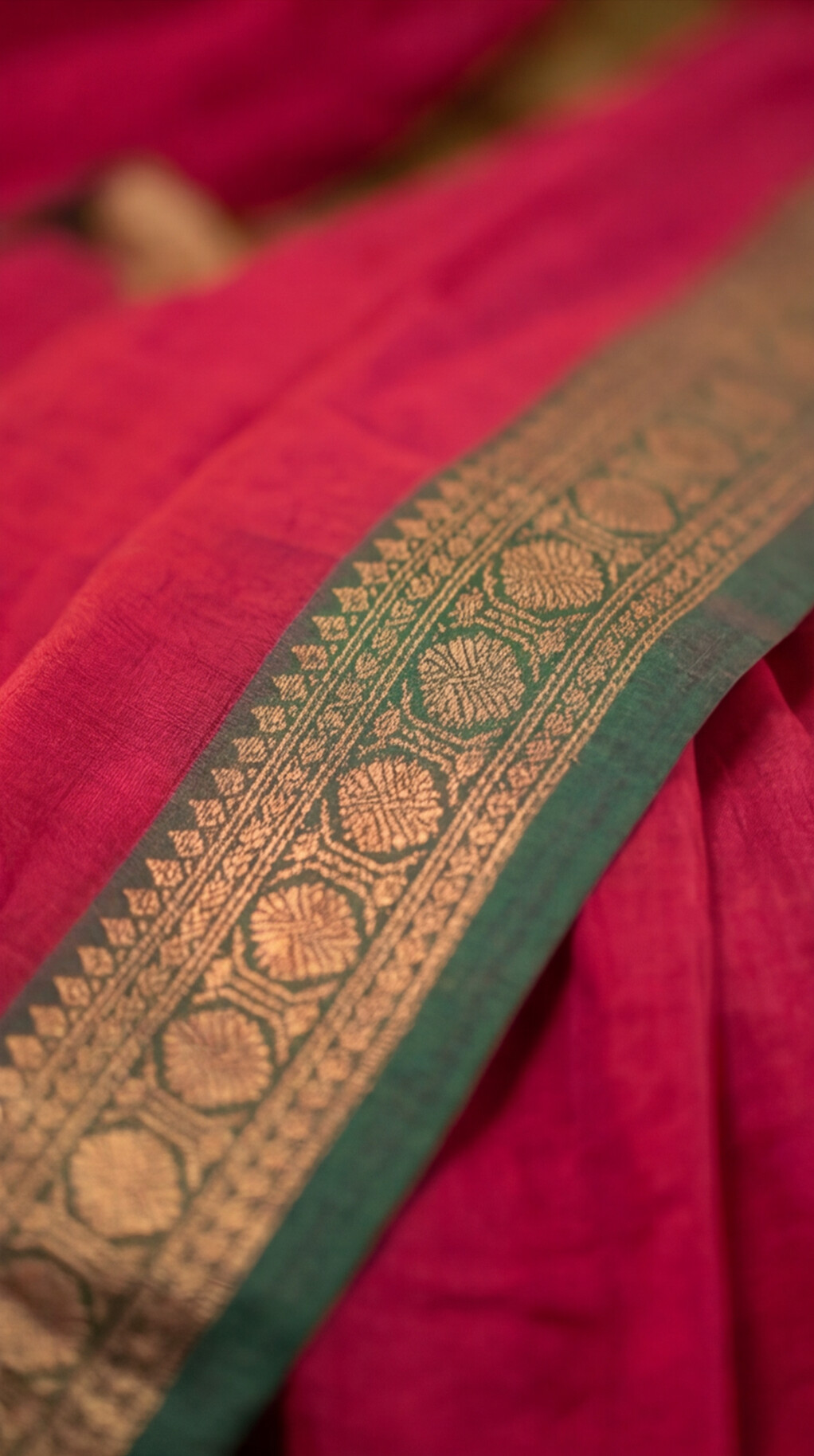 Narayanpet Saree - Rani Pink with Green Border - NPEQ016