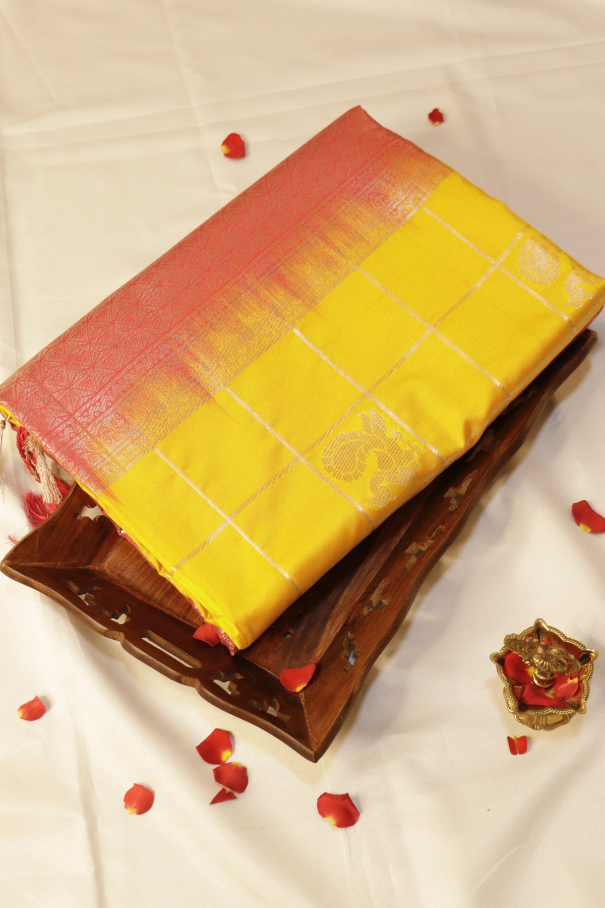 Pure Silk Saree -  Vibrant Lemon Yellow with Coral Red - SLKEQ001