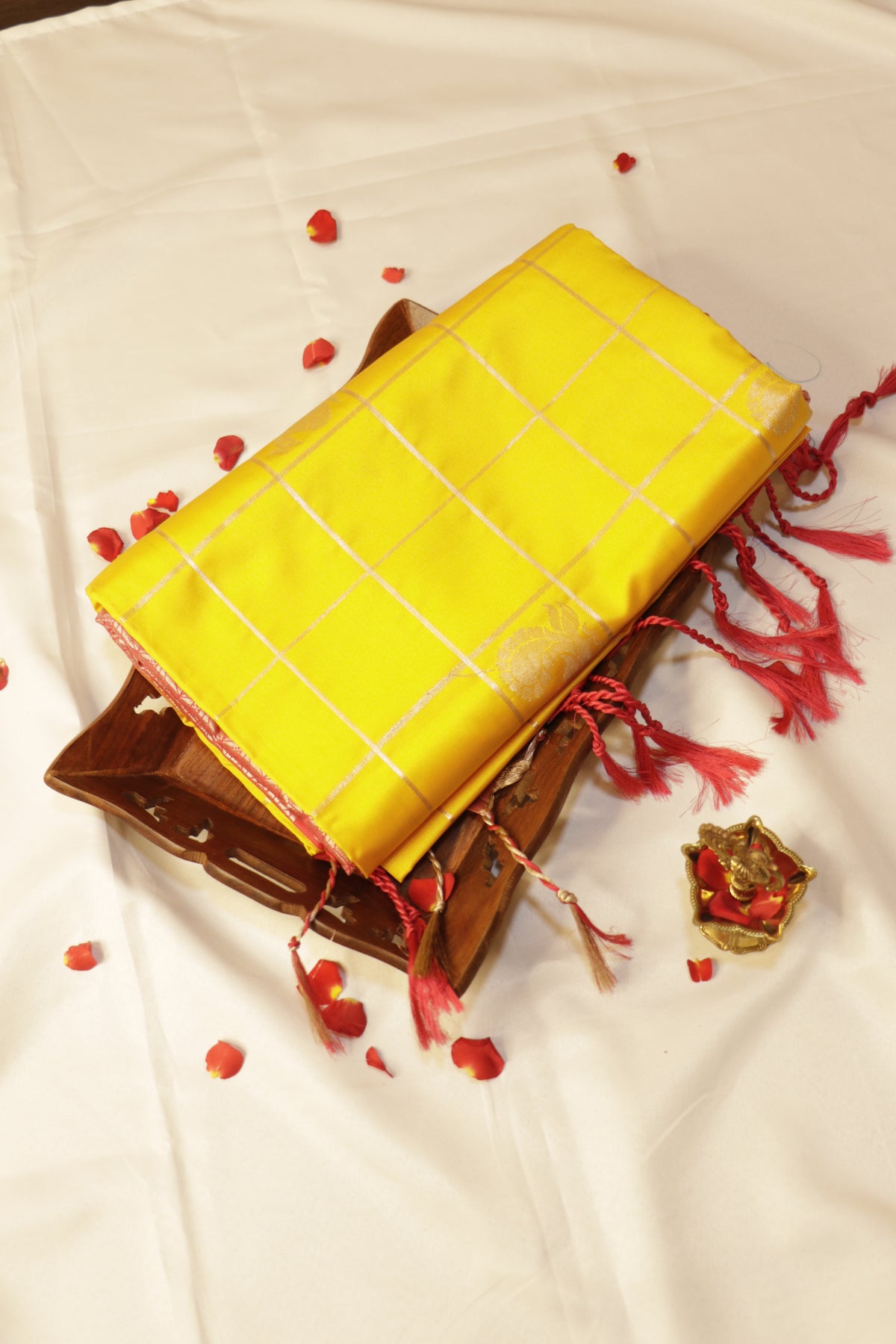 Pure Silk Saree -  Vibrant Lemon Yellow with Coral Red - SLKEQ001