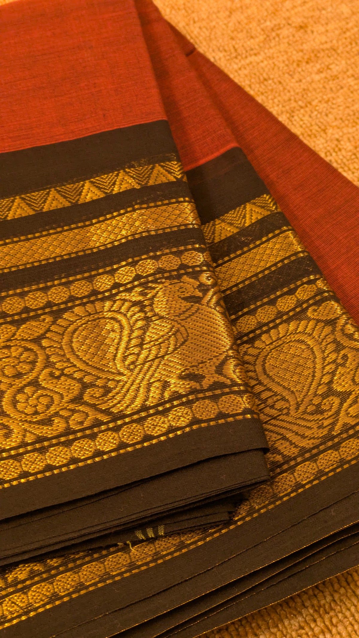 Traditional Kanchi Cotton - Terracotta Rust Red with Midnight Black - TKCEQ006