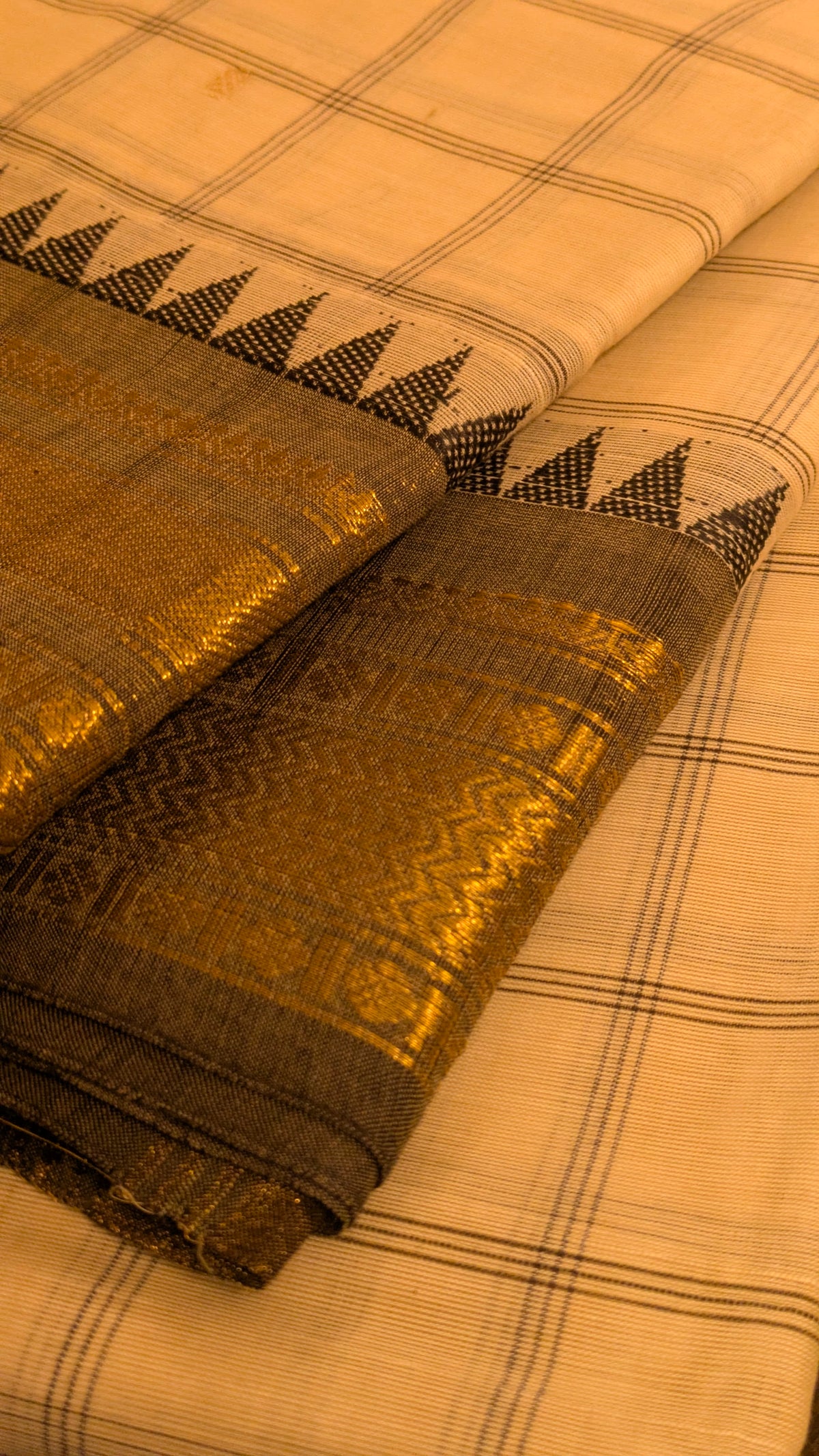 Traditional Kanchi Cotton - Ivory Off-White with Charcoal Grey - TKCEQ009