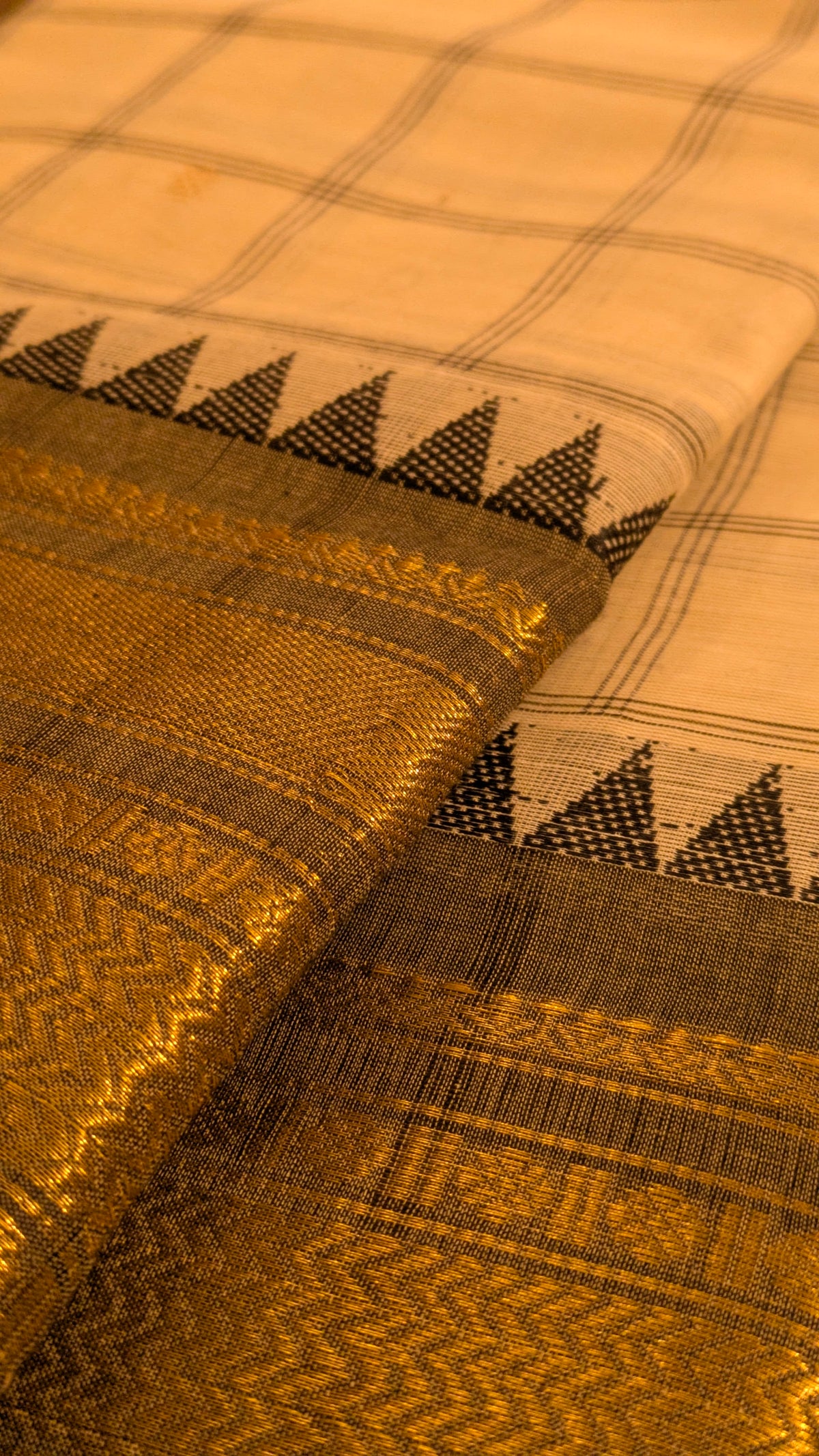 Traditional Kanchi Cotton - Ivory Off-White with Charcoal Grey - TKCEQ009