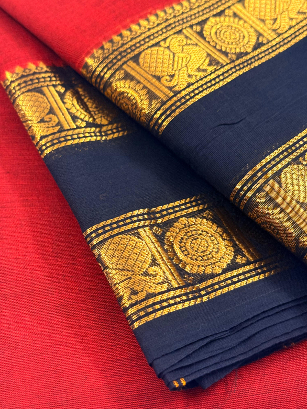 Traditional Kanchi Cotton - Rust Red with Black Gold Zari Rettapetta Border  - TKCEQ032
