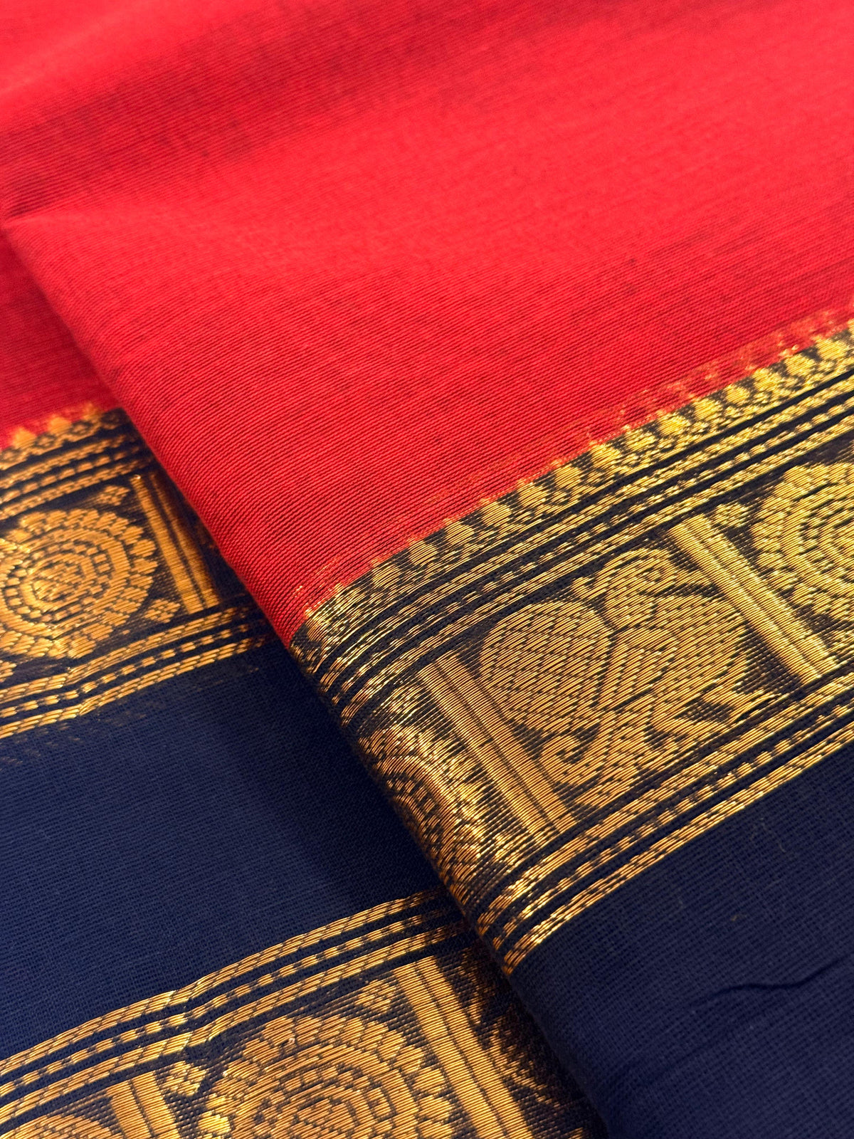 Traditional Kanchi Cotton - Rust Red with Black Gold Zari Rettapetta Border  - TKCEQ032
